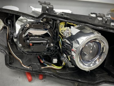Замена линз BMW 3 E92