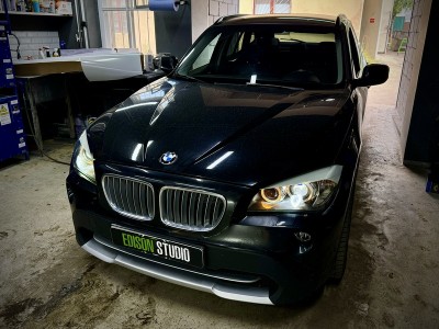 Замена линз в фарах BMW X1 E84 на Bi Led MTF Technik Division