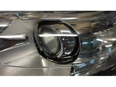 Замена стекол фар Citroen C5 2-го поколения