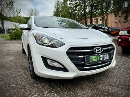 Замена линз в фарах Hyundai i30 2-го поколения. Установка Bi Led модулей.