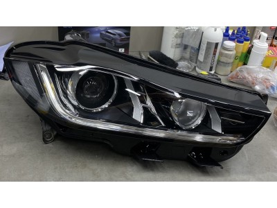 Замена стекла фары Jaguar XE