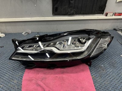 Замена стекол фар Jaguar XF X260