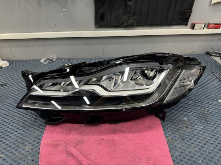Замена стекол фар Jaguar XF X260
