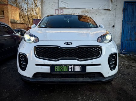 Замена линз в фарах Kia Sportage 4. Установка светодиодных Bi Led модулей.