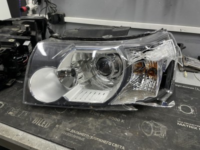 Замена корпуса фары Land Rover Freelander 2