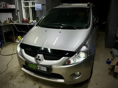 Установка Bi Led линз в фары Mitsubishi Grandis