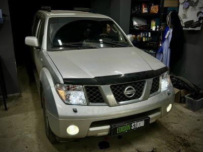 Замена линз в фарах Nissan Pathfinder 3. Установка светодиодных Bi Led модулей.