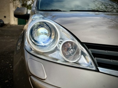 Установка линз в фары Nissan Note