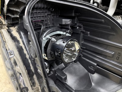 Замена линз Omoda C5