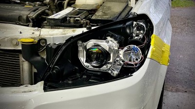 Замена линз в фарах Opel Astra H