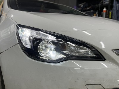 Ремонт фар Opel Astra J