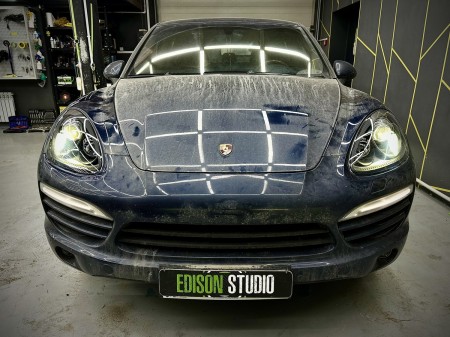 Замена линз в фарах Porsche Cayenne 2-го поколения (958)