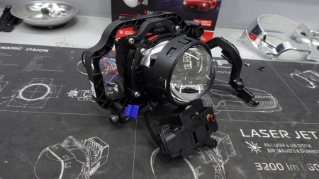 Замена линз в фарах Porsche Panamera на Bi Led MTF Laser Jet