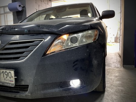 Замена противотуманных фар на Toyota Camry 40. Установка Led ПТФ.