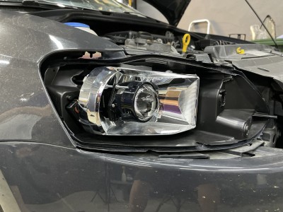 Установка Bi Led линз в фары Volkswagen Polo Sedan