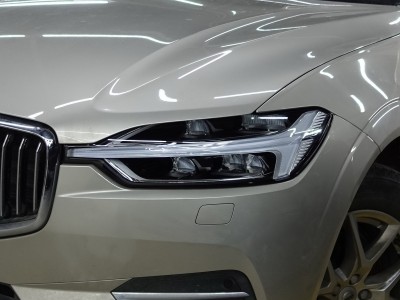 Восстановление герметичности фары Volvo XC60 2-го поколения